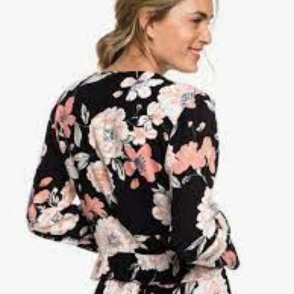 NWT!! Roxy Floral Day Baby Long Sleeve Front Tie Top Size Medium - Picture 4 of 9